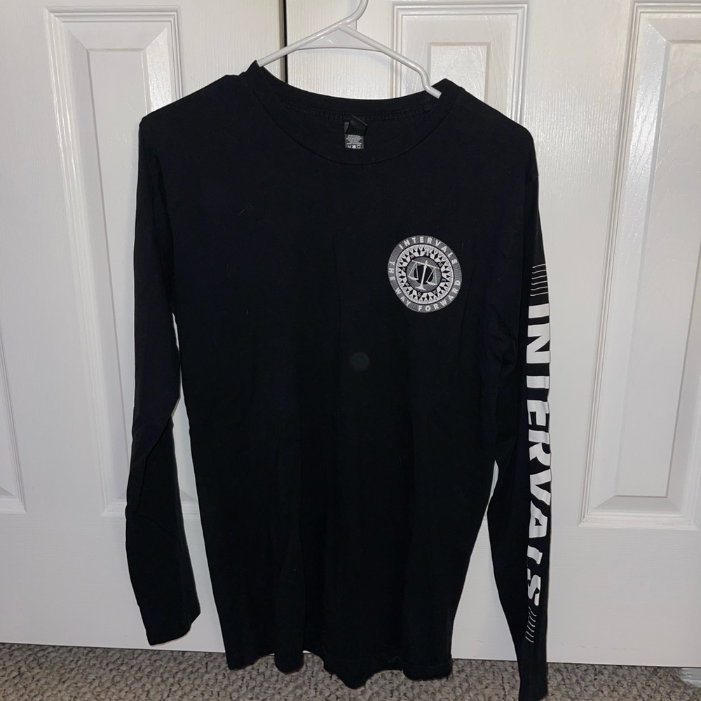 Intervals Band Long Sleeve T-shirt